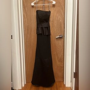 Vera Wang bridesmaid’s dress